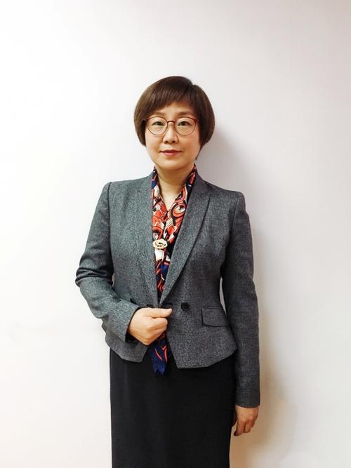 亞盛集團李宗文女兒李靖