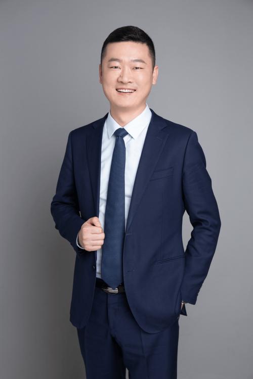 興業(yè)科技吳國仕